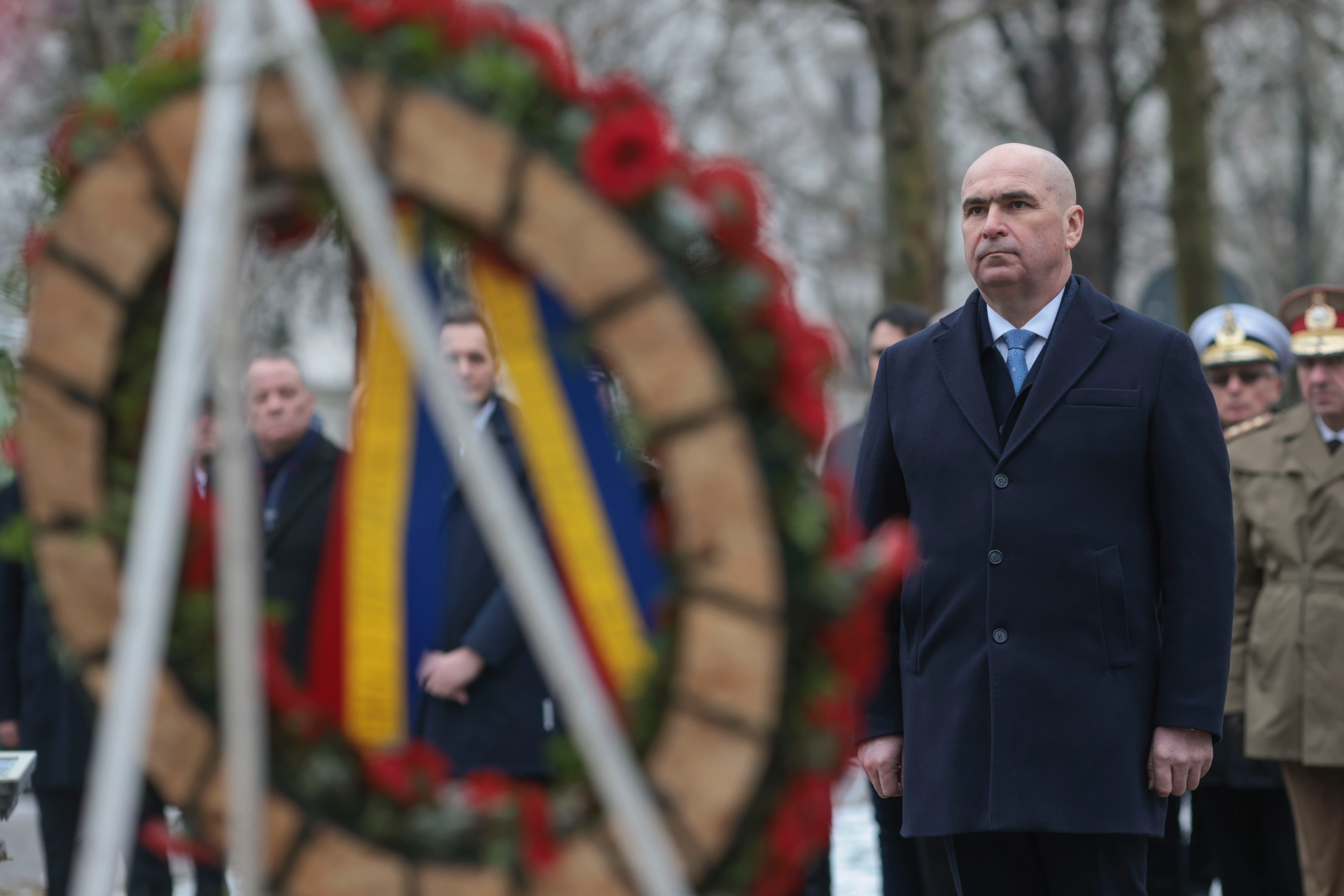 Ilie Bolojan, la monumentul domnitorului Alexandru Ioan Cuza FOTO: Inquam photos/ George Călin