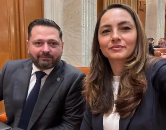 Ruptură politică: Deputat exclus de Anamaria Gavrilă vrea să preia grupul POT și să-l redenumească