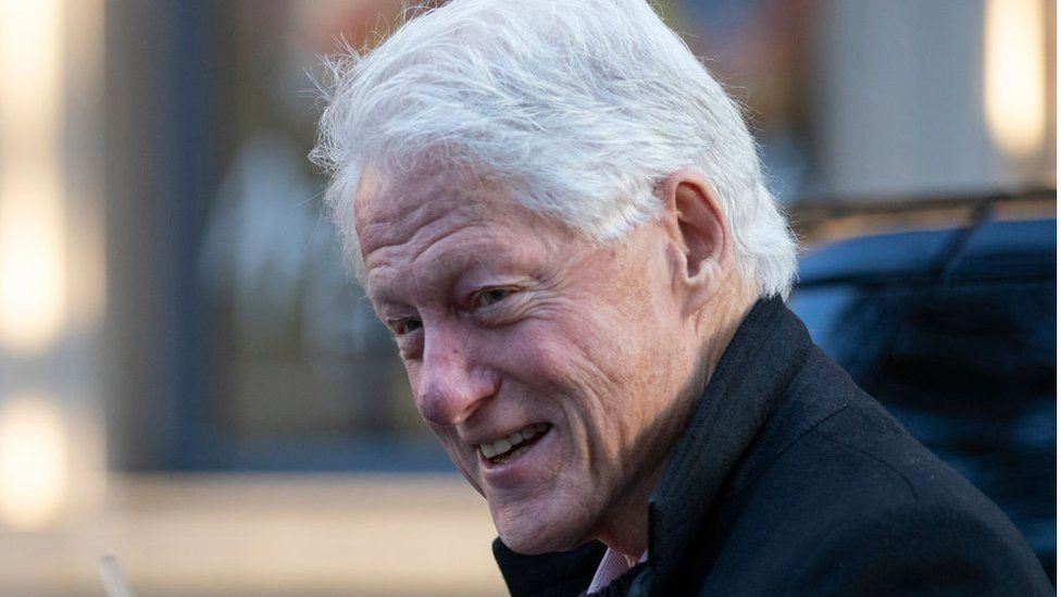 Bill Clinton face din nou apel pentru o audiere publică în ancheta privind cazul Epstein