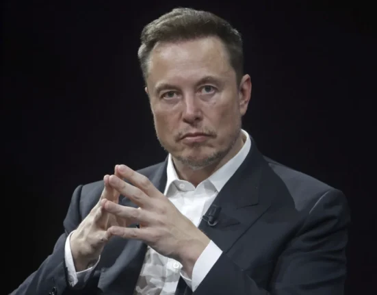 Ultima ”nebunie” gândită de Elon Musk: Vrea să construiască un oraș pe Lună și va fi gata în doar câțiva ani