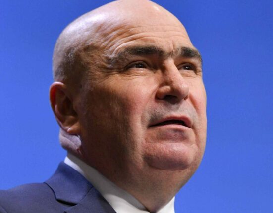 „Tătucul” PNRR îl acuză pe Bolojan că s-a înconjurat de „dronele” sistemului, îndepărtate din USR