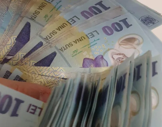 Scutiri CASS pentru mame și veterani, indemnizații modificate pentru copiii cu dizabilități. Cum arată Pachetul de Solidaritate al Ministerului Muncii