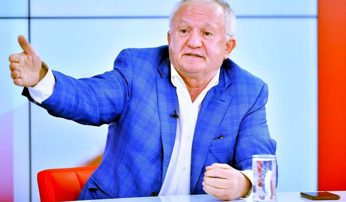 Porumboiu dă de pământ cu MM Stoica și-l somează public: „Nu rezistă! Îi cunosc pe Marian Mexicanu sau Mickey Mouse”