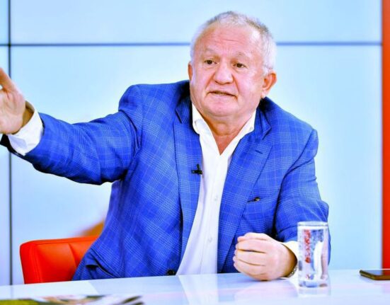 Porumboiu dă de pământ cu MM Stoica și-l somează public: „Nu rezistă! Îi cunosc pe Marian Mexicanu sau Mickey Mouse”