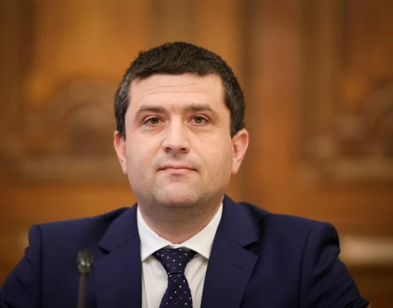 Cât a plătit România pentru mașinile a doar 4 piloți de F-16 în SUA? Suma l-a revoltat pe ministrul Radu Miruță: ‘Strigătoare la cer’