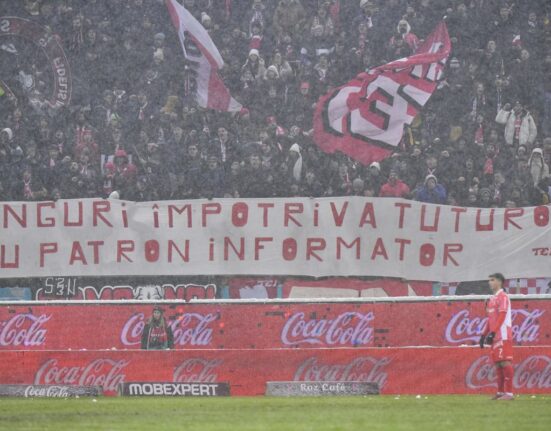 Duelul galeriilor la Rapid
