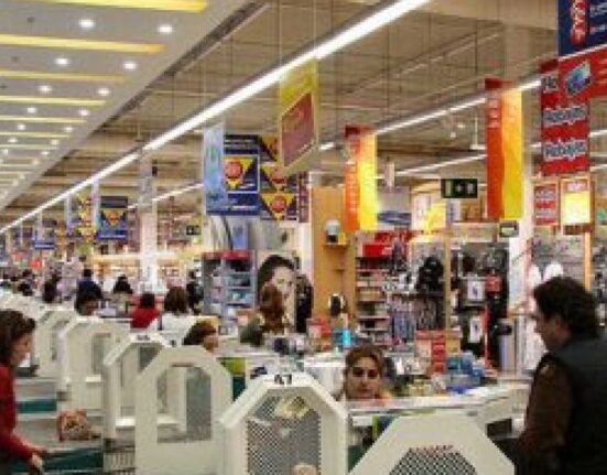 Ministrul Agriculturii cere limită de maximum 20% din totalul mărfurilor pentru mărcile proprii din supermarketuri