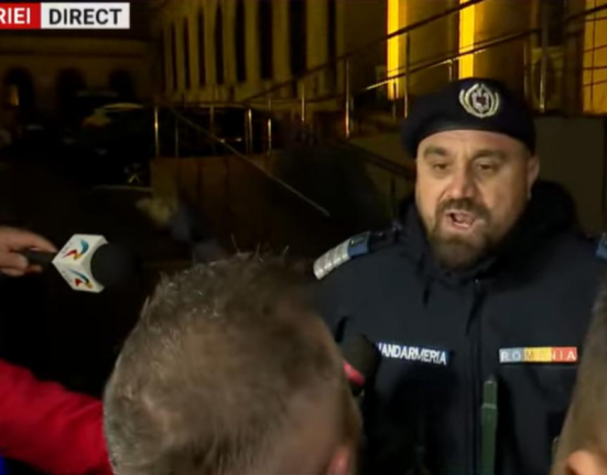 Scandal la Guvern: Cosmin Dorobanțu (ANP) a vrut să intre peste Ilie Bolojan. Jandarm: S-a terminat programul cu publicul / video