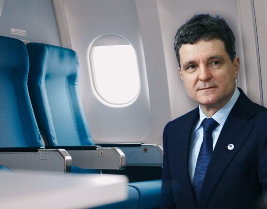 Cât a costat avionul cu care a zburat Nicușor Dan la Consiliul pentru Pace al lui Trump