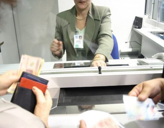Ce analizează băncile când îți calculează dobânda la credit. Sfaturile unui expert: „Situația din Biroul de Credit este esențială”