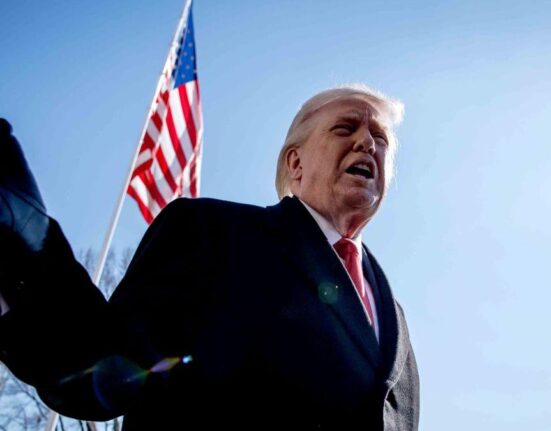 Trump: Vom continua atacurile atâta timp cât vrem