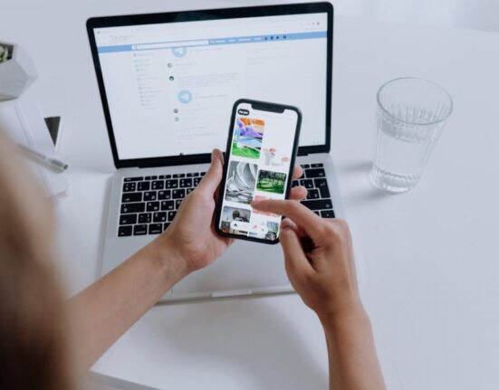 Rolul unei echipe specializate în succesul comunicării digitale – White Image