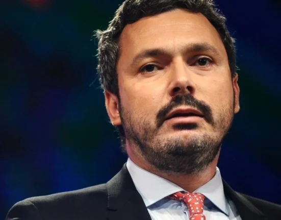 Pot ajunge carburanții la 10–12 lei pe litru? Răzvan Nicolescu: ‘Dacă am ști sigur, am deveni multimilionari peste noapte’. Ce poate face Guvernul dacă prețurile explodează