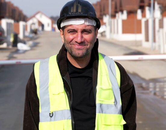 Fostul mare talent al Ligii 1 e dezvoltator imobiliar! Gazeta l-a găsit pe șantier, lângă București: „Spre rușinea mea, am reușit prea puțin în fotbal!” + „Noi am fost cobaii lui Neubert”