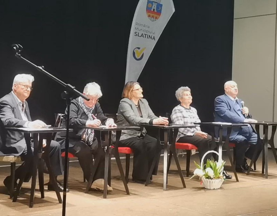 Povestea orașului-amfiteatru, redată într-o carte-document. „Mai sunt doar două în țară: Slatina și Brăila”