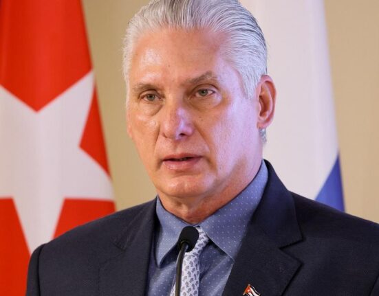 Negocieri dure între SUA și Cuba. Trump vrea demisia președintelui cubanez