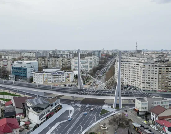 Cine sunt locuitorii Sectorului 4 care plătesc impozite mai mici, de astăzi, la locuințe și la mașini