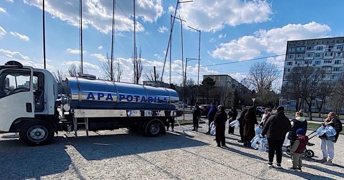 Primăria Iași trimite apă orașului Bălți din Republica Moldova pe fondul poluării cu petrol a fluviului Nistru