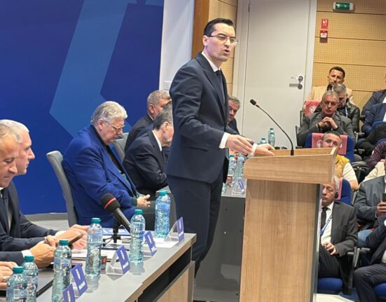 Burleanu, de neatins: cine e singurul său rival la alegerile FRF de astăzi
