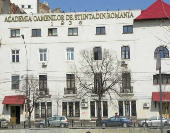 Șase instituții publice, propuse pentru desființare, în Parlament. USR bagă buldozerul în Academia de Științe Medicale și alte 5 instituții „false”