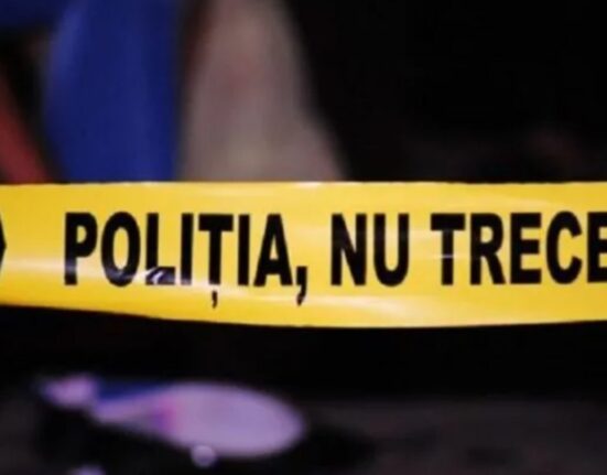 Caz șocant în Suceava. Un bărbat și-a ucis prietenul lovindu-l cu un scaun în cap, apoi a murit de infarct în aceeași casă