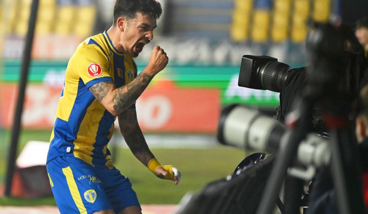 Petrolul a bătut palma cu noul antrenor! Azi semnează contractul