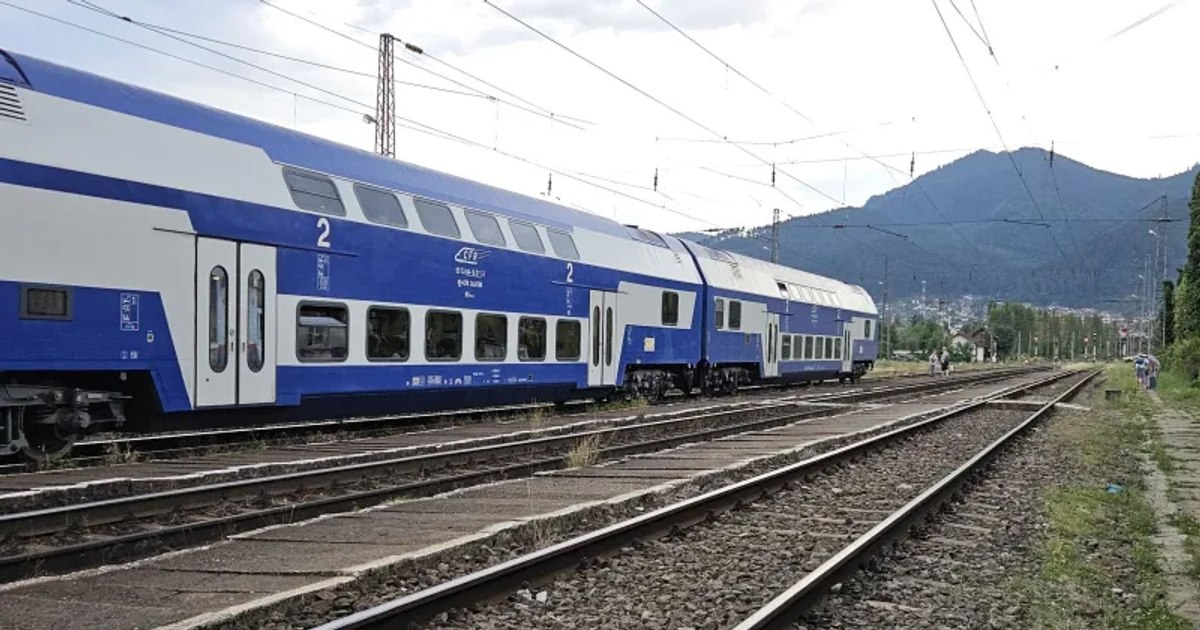 Un mecanic de locomotivă a evitat un dezastru, la Barboși, după ce trenul Galați-Suceava a fost deviat pe un fir greșit. Anchetă penală în curs