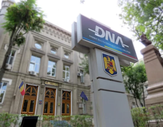 Percheziții DNA la Autoritatea Rutieră: suspiciuni de corupție și examene „aranjate” pe bani