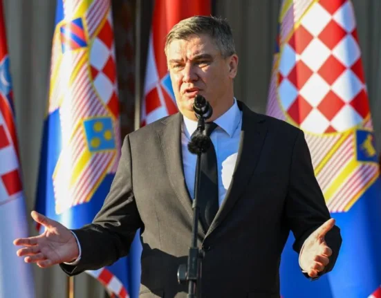 Preşedintele Croaţiei suspendă summitul Balcanilor de Vest din cauza tensiunilor cu Serbia