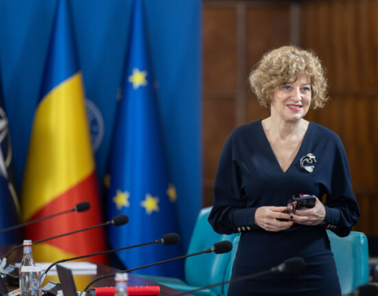 VIDEO Conferință The Economist la București. Înalți oficiali români și europeni vorbesc astăzi. HotNews este partener media și retransmite discursurile