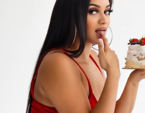 Nia Johnson, dublă campioană statală, fură inimile fanilor: „Ia-mă acasă!”
