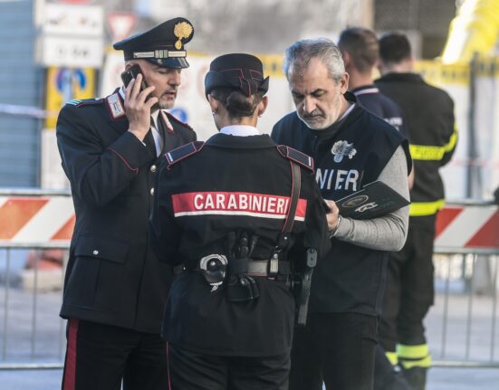 VIDEO Unul dintre cei mai periculoși fugari italieni a fost prins după mai bine de un an. Operațiune a carabinierilor în Amalfi