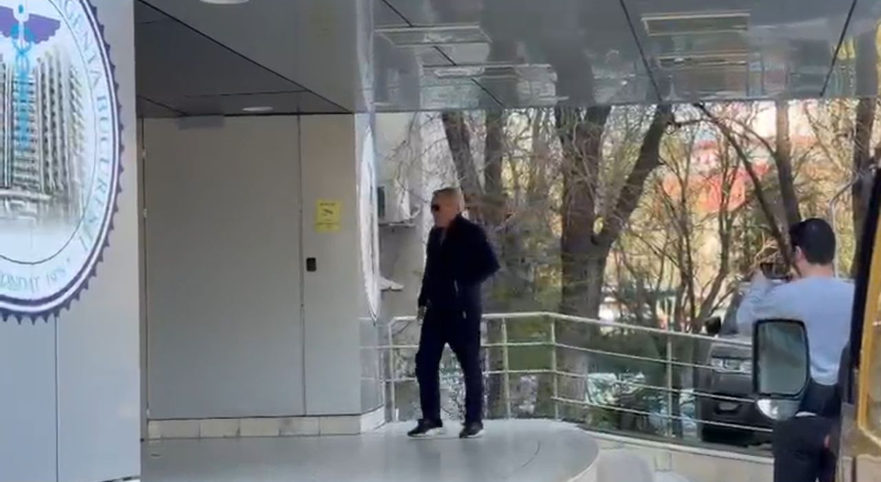 Cine l-a vizitat luni pe Mircea Lucescu la spital! Și-a făcut apariția pentru a doua oară într-o zi