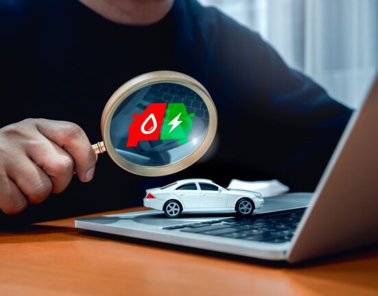 Analiza Autovit.ro Q1: Românii preferă SUV-urile și mașinile electrificate