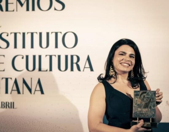 Alina Șerban, premiată la Madrid de Ziua Internațională a Romilor pentru performanțele din „Gipsy Queen”