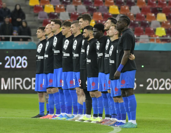 Mesajul suporterilor celor de la FCSB pentru Mircea Lucescu » Au uitat de rivalitățile din trecut