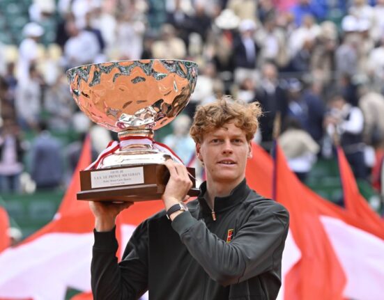 Impecabil! Sinner l-a învins pe Alcaraz în finala turneului de la Monte Carlo și redevine numărul unu mondial