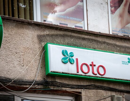 Trageri loto joi, 16 aprilie. Report de peste 3,04 milioane de euro