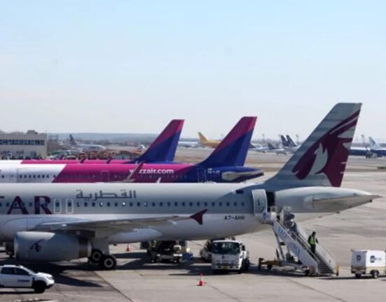UE încearcă să reglementeze combustibilul pentru avioane în contextul conflictului din Iran