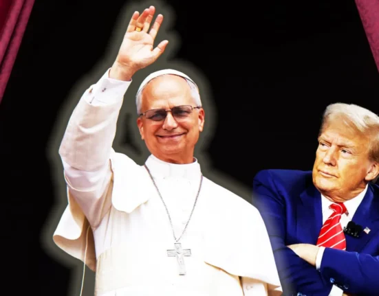 Lecție de curaj și autoritate: Papa Leon a arătat lumii cum să-i țină piept lui Donal Trump