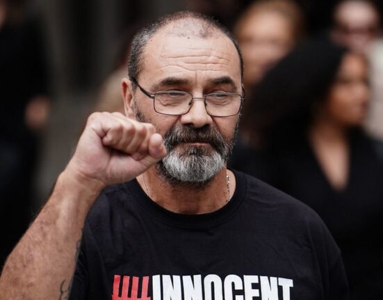 Sistemul judiciar i-a distrus viața. Un bărbat a stat în închisoare nevinovat timp de 17 ani. Probele ADN l-au indicat pe adevăratul violator după 20 de ani