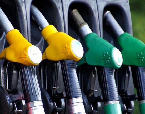 Prețul motorinei se apropie de cel de dinaintea războiului din Iran, la unele benzinării