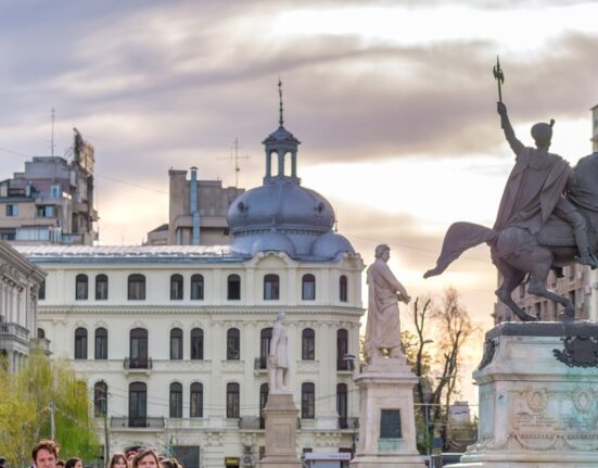 Românii ar putea avea încă un liber legal pe an. Ce importanță majoră în istoria României are ziua pentru care s-a depus proiect de lege