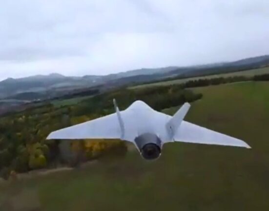 Drone românești pentru Ucraina. Cine dezvoltă „killer-ul de Shahed”, dotat cu motor turbo și inteligență artificială
