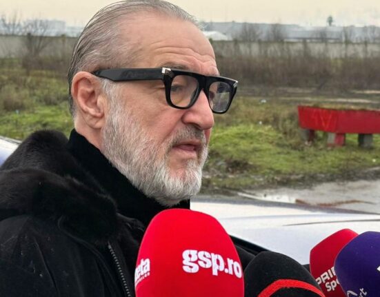 Gigi Becali l-ar fi dat afară imediat după Farul