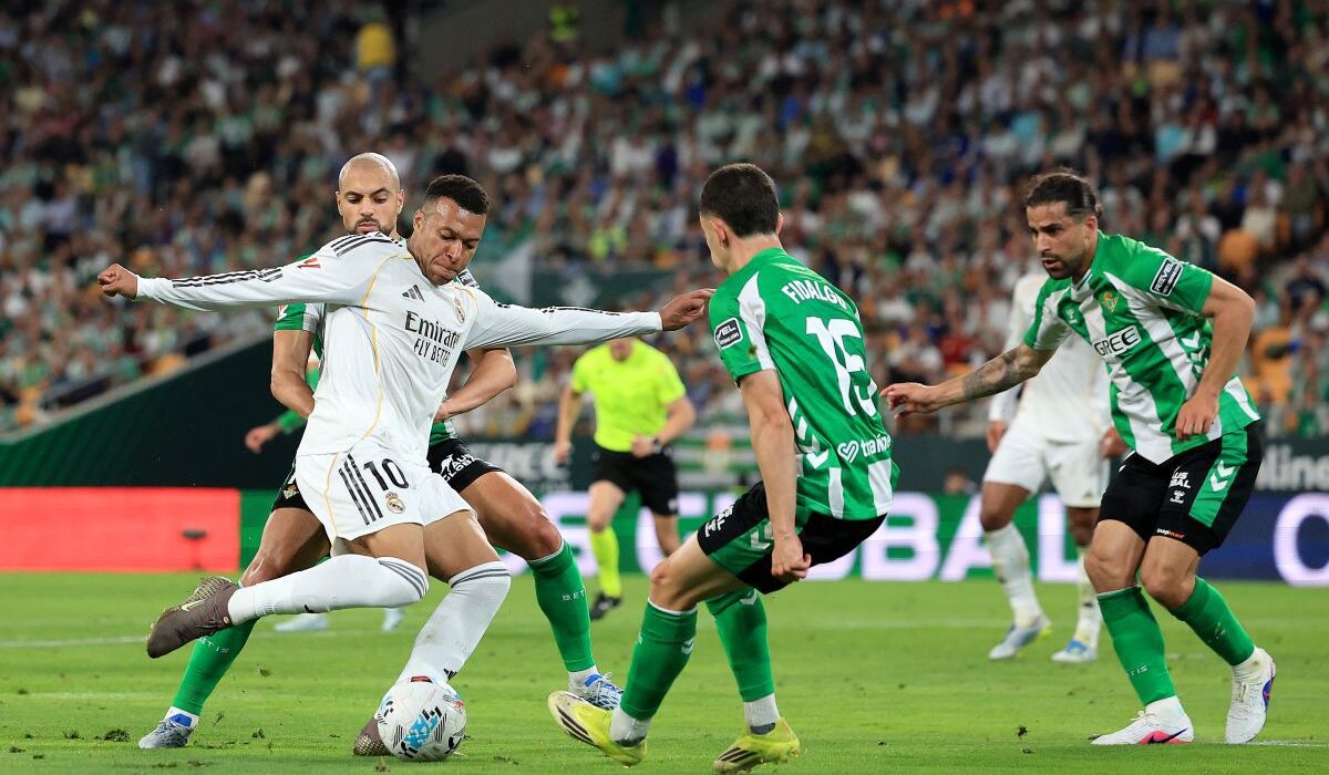Remiză pentru Real Madrid » „Galacticii” se încurcă în cursa pentru titlu după deplasarea la Betis