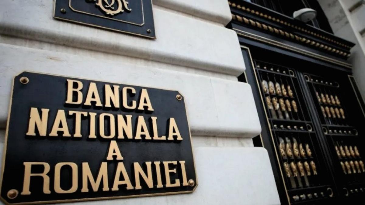 Agitație pe piața valutară astăzi. CURS BNR. La cât au ajuns EURO și gramul de aur. Declarație din Banca Națională