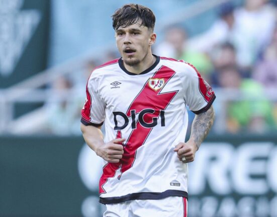 Andrei Rațiu, la înălțime în Rayo Vallecano