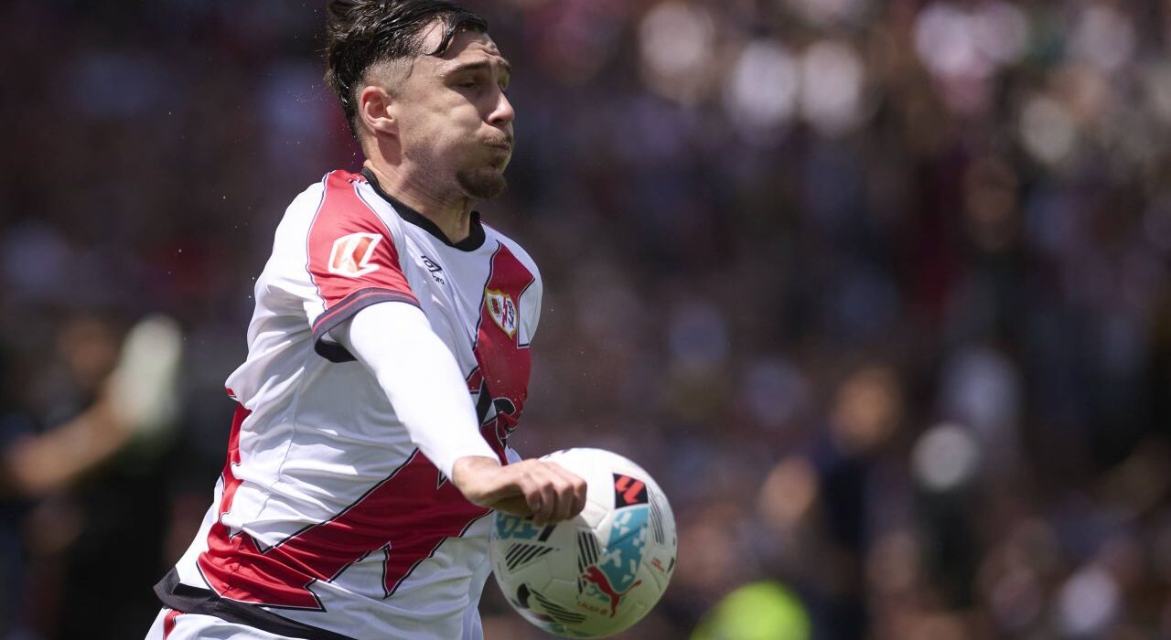 Andrei Rațiu, aproape de finala Conference League! Rayo Vallecano -0 și Șahtior Donețk -3, pe Sport.ro