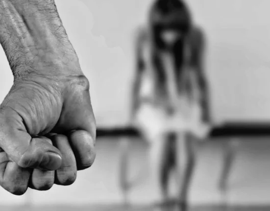 Crimă înfiorătoare în Bihor: Elevă de 18 ani, găsită moartă pe câmp / Update: Suspectul a fost prins și a recunoscut fapta / video